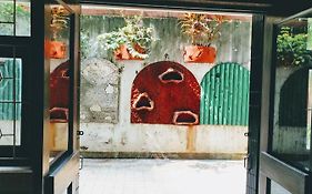 Ashray Guesthouse Kolkata India