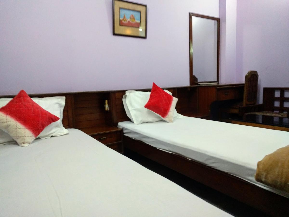 Ashray Guesthouse Kolkata Exterior photo